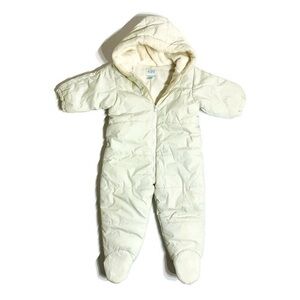Childre’s Place‎ baby’s 6-12M snowsuit onesie